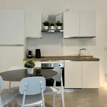 Laus Andrea Da Luxury & Design 2 * בארי