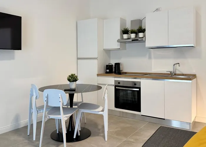 Laus Andrea Da Luxury & Design 2 *